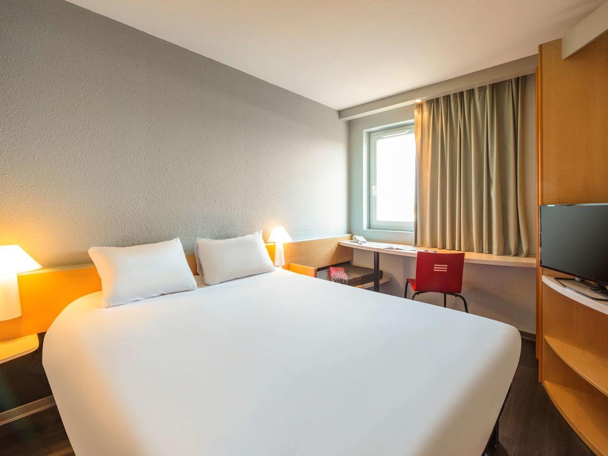 Ibis Saint Rambert D'Albon Hotel Exterior foto
